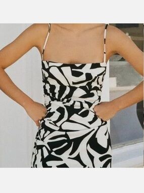 Zara Black & White Abstract Mini Dress